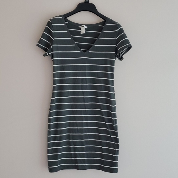 H&M Fitted Dress - Picture 3 of 7